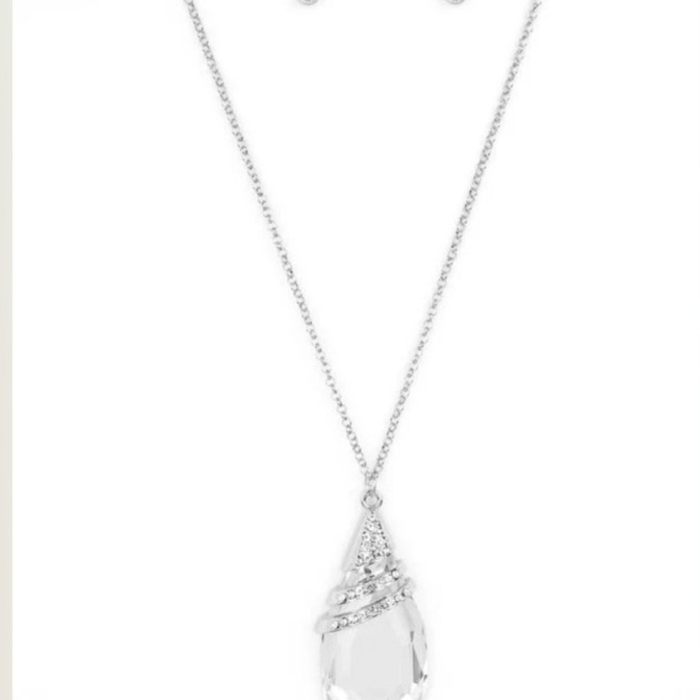 Paparazzi Silver Teardrop Necklace Set Demandingly Diva White Gem Long Jewelry